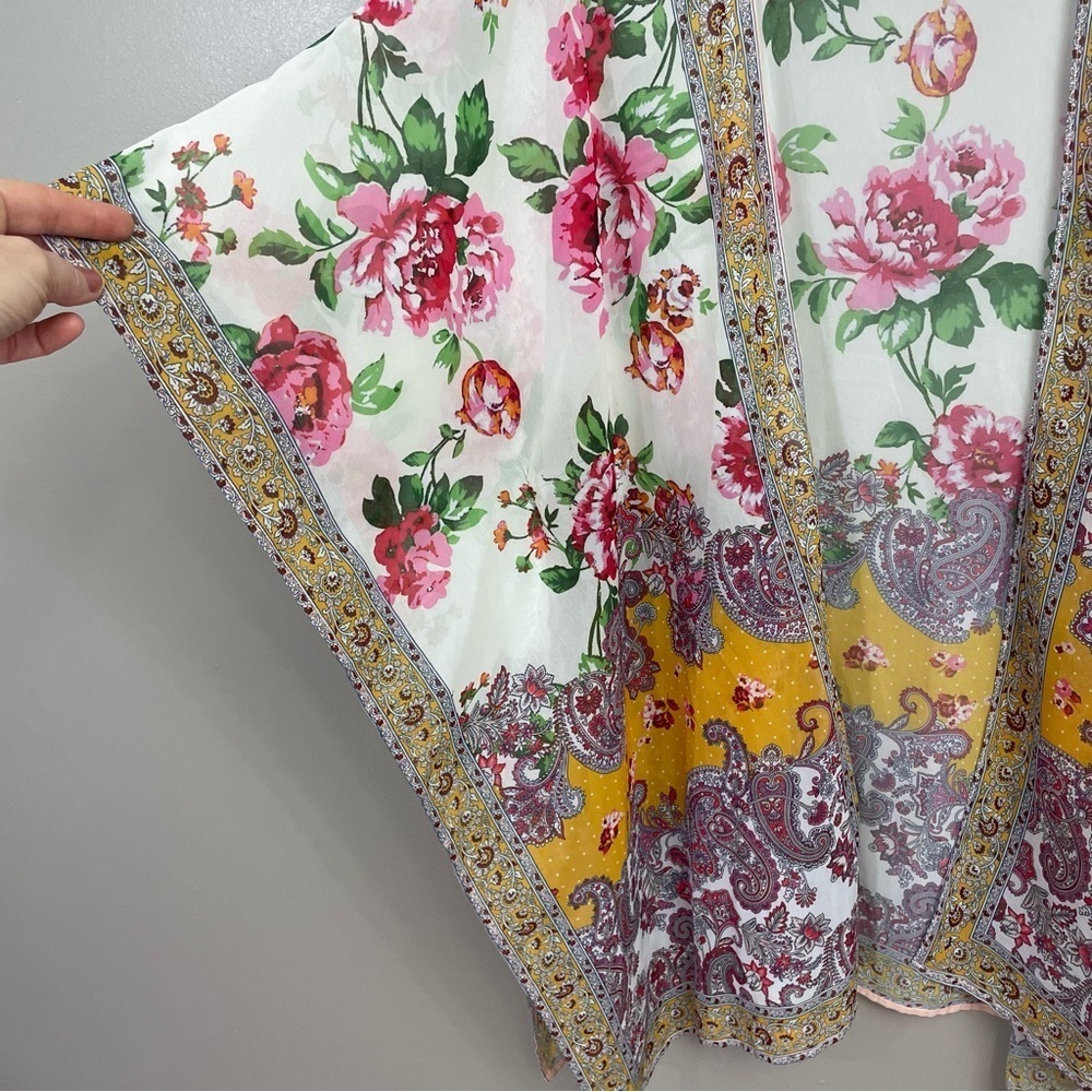 Umgee women’s size Small Medium Pink yellow Floral Kimono Sheer Shrug Boxy - Picture 2 of 7